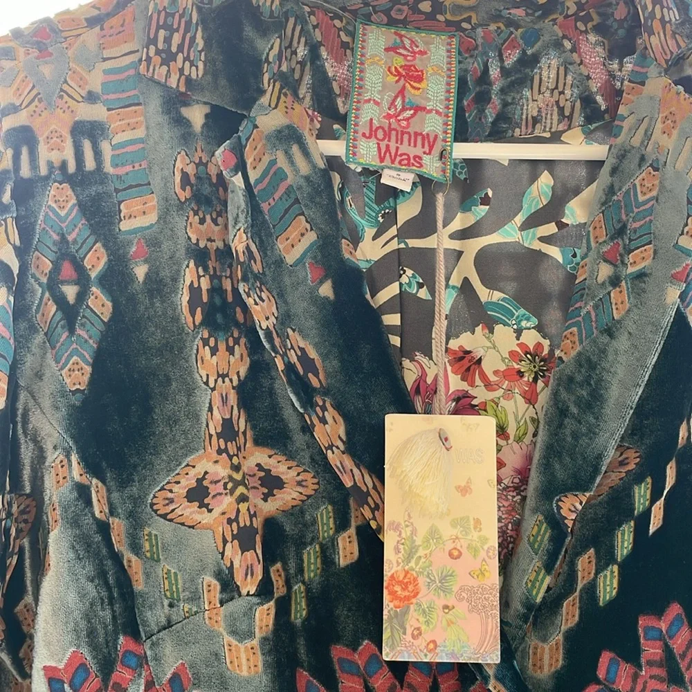 Johnny Was | Alika Velvet Silk Blazer - Picture 8 of 11